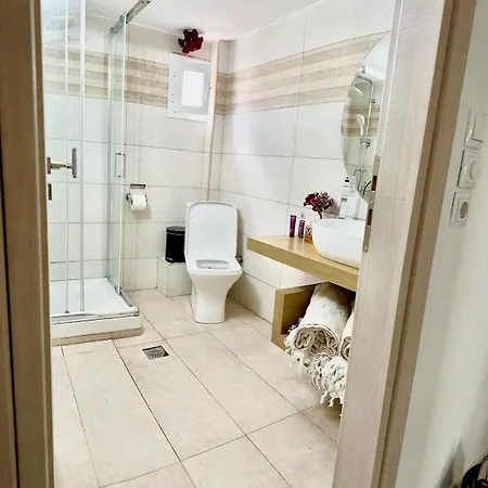 Διαμέρισμα 11 11 Apartment,12minutes From The Aristotelous Square