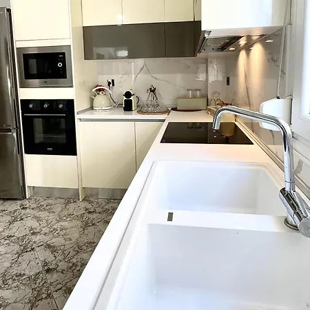 11 11 Apartment,12minutes From The Aristotelous Square * Tesalónica