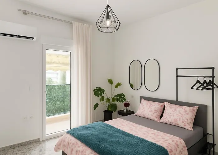 11 11 Apartment,12minutes From The Aristotelous Square Apartman *